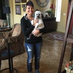 Meet your Posher, Emilee